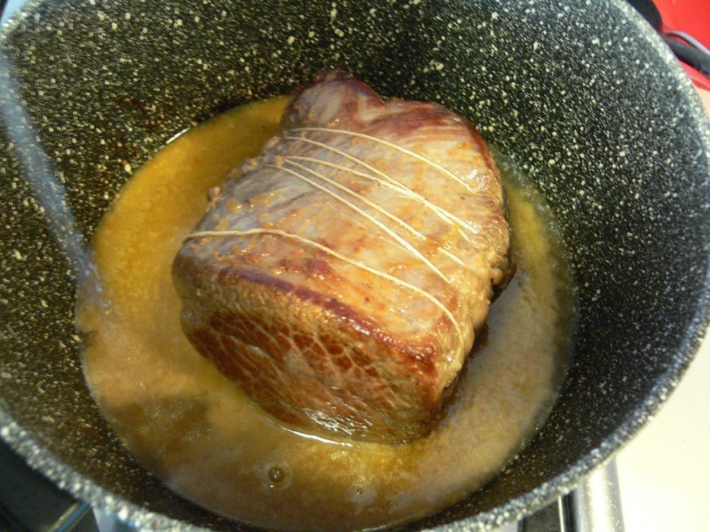 Roast beef in pentola