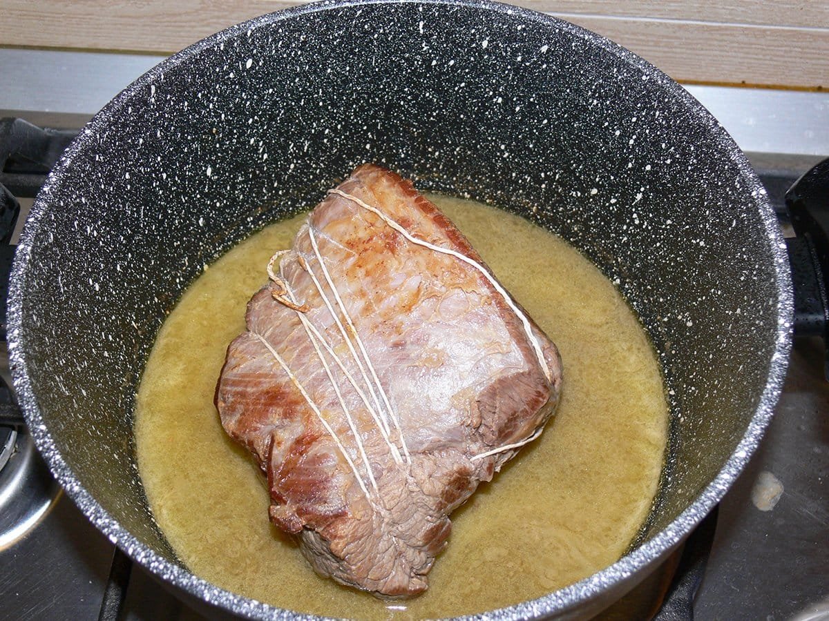 Roast beef in pentola